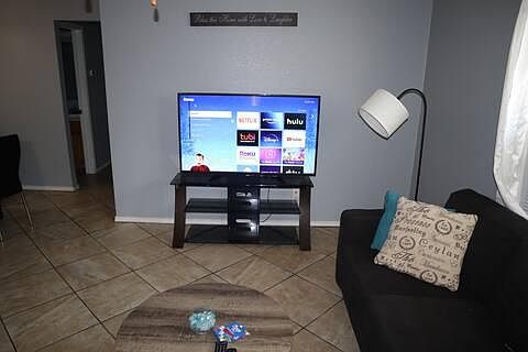 5th image of 3153 Karen St #3153