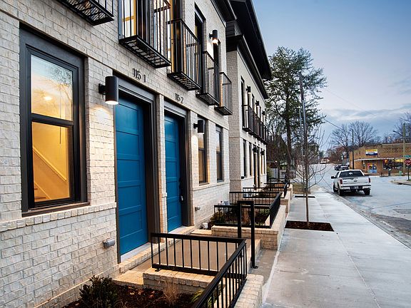 2nd image of 117 N School Ave #2
