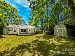 2603 Kim Miller Rd, Lake Toxaway, NC 28747