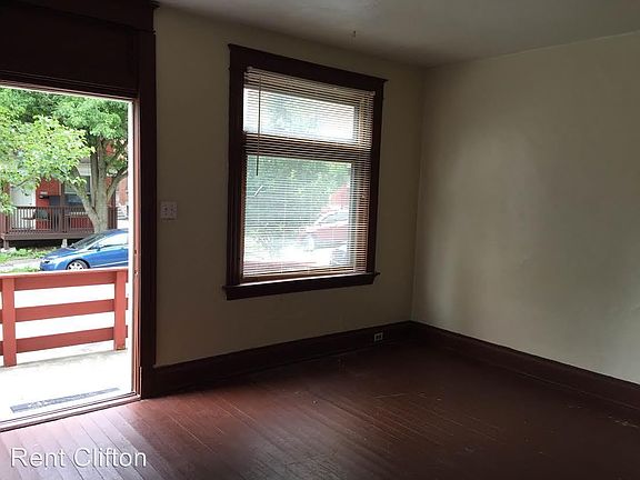 2nd image of 2312 Flora St #3482865