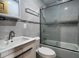 917 53rd St #2F, Brooklyn, NY 11219