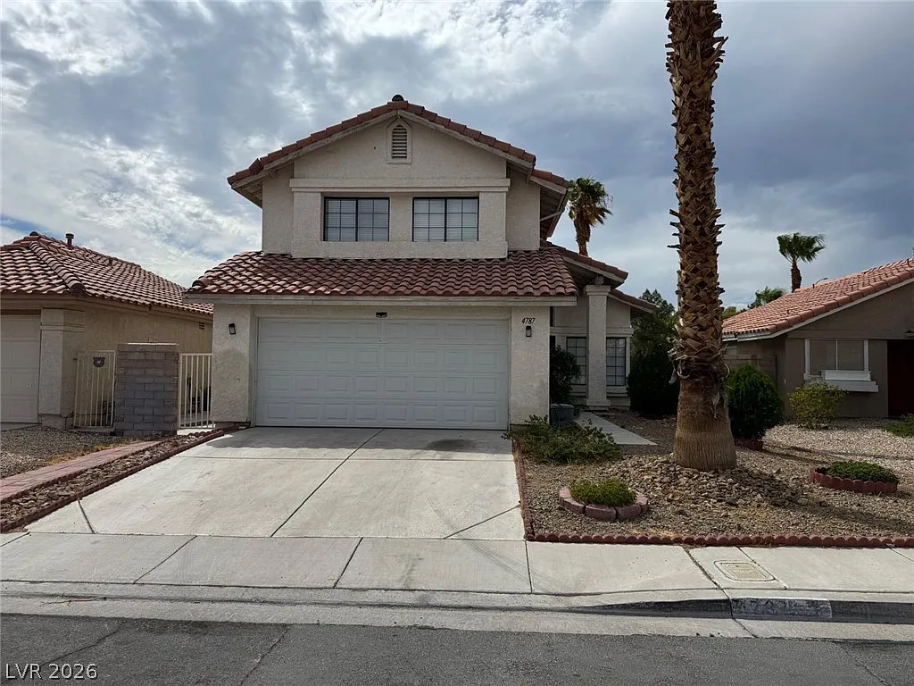 3 bed, 1558 sqft, $2,450 — Photo 3