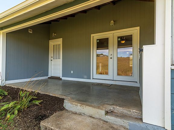 5th image of 22760 Aven Ln