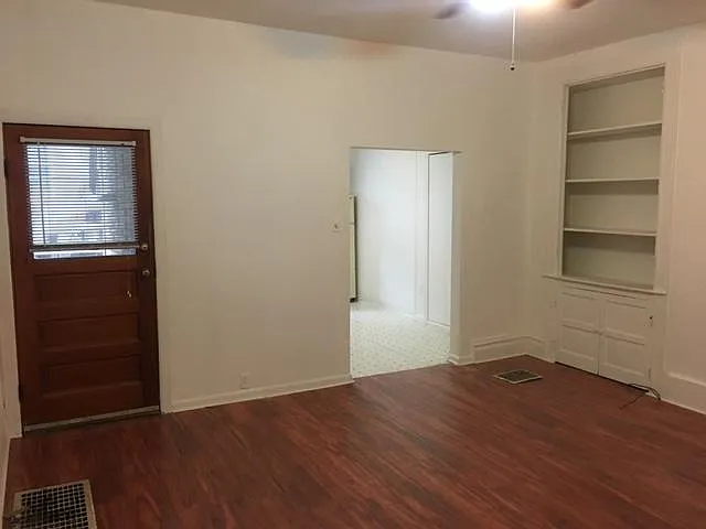Building Photo - 4615 Torley St #1