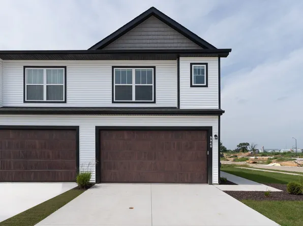 5940 Butterfield Dr, Bettendorf, IA 52722