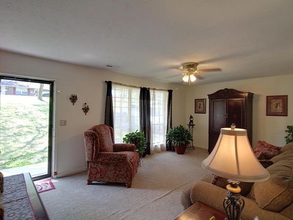 2nd image of 1609 Tecumseh Dr