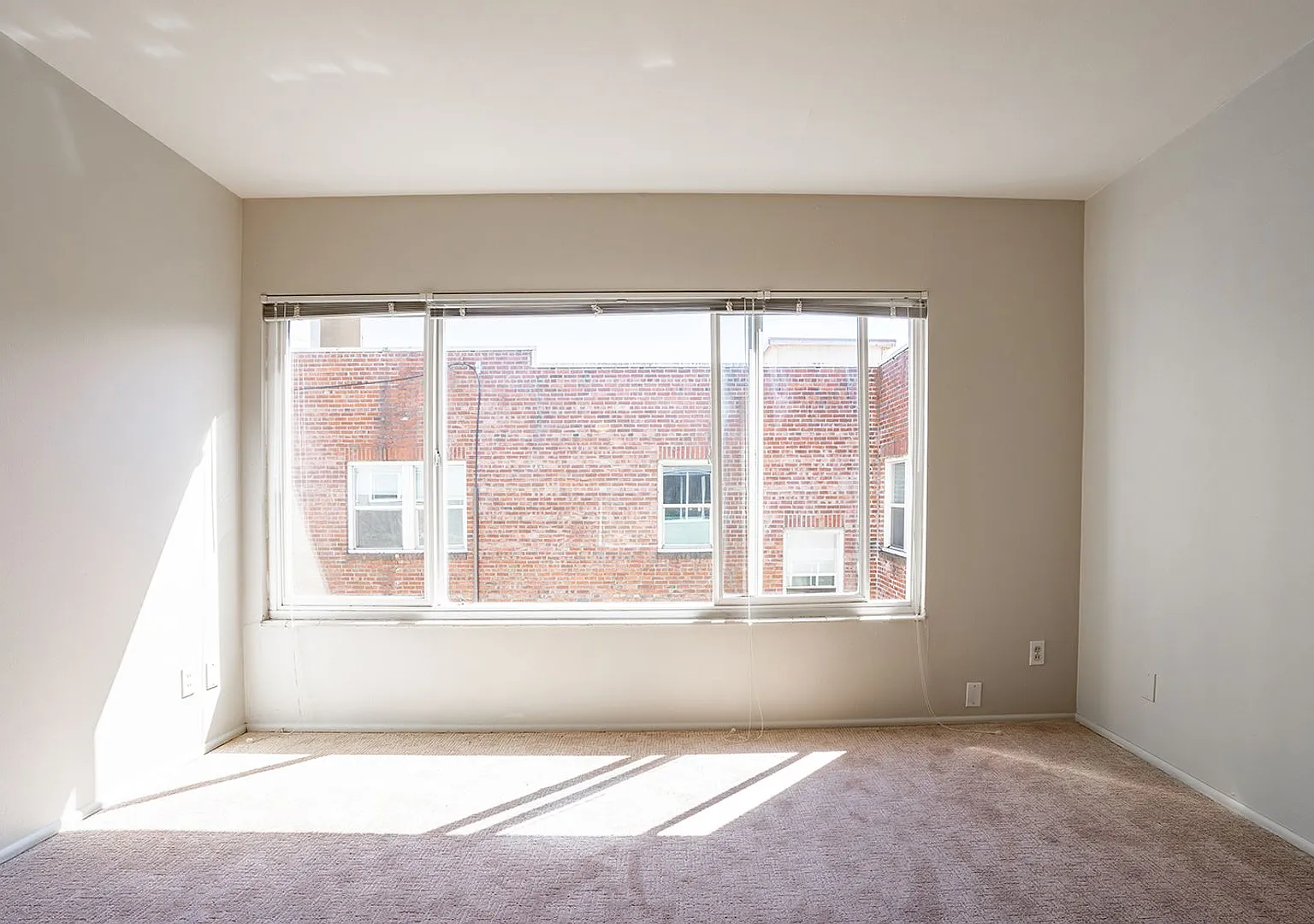 Dumar Apartments — Photo 3