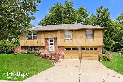 1111 Owen Dr Photo 1