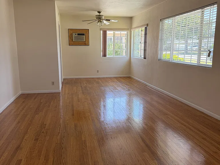 1433 E Larkwood St — Photo 12