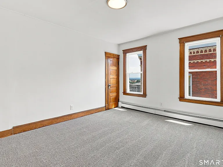 126 Booth St #3 — Photo 16