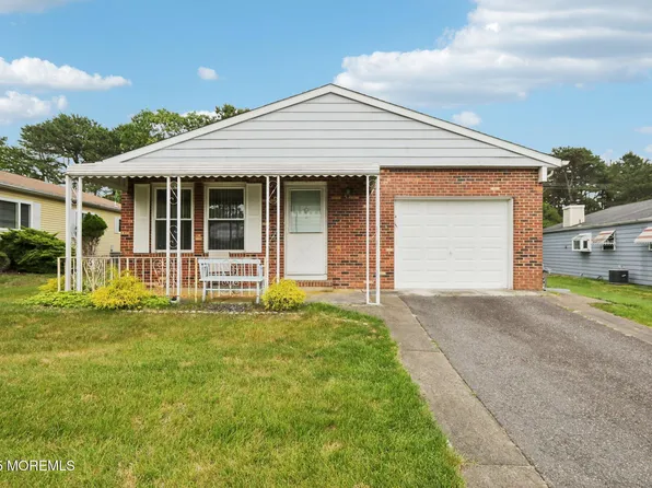 185 Cabrillo Boulevard, Toms River, NJ 08757
