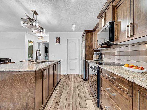 5th image of 1444 NE Legacy Cir SE