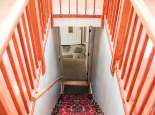 13 Fairview Ave, Middletown, RI 02842