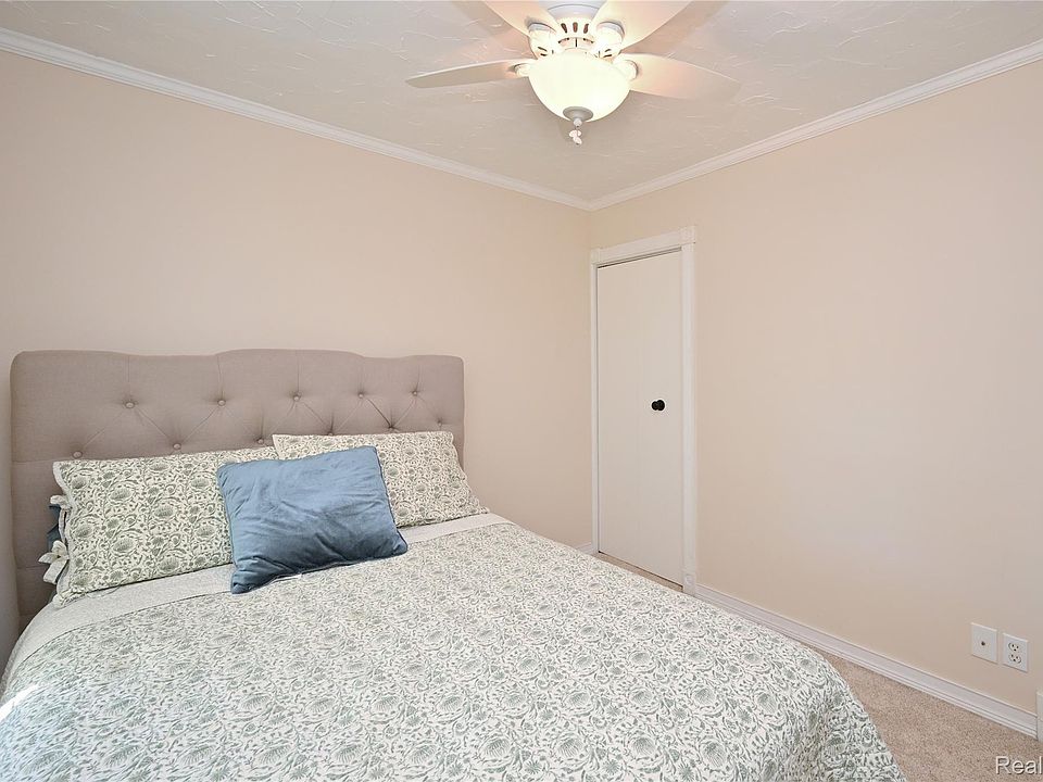 3125 Tyler Ave, photo 21