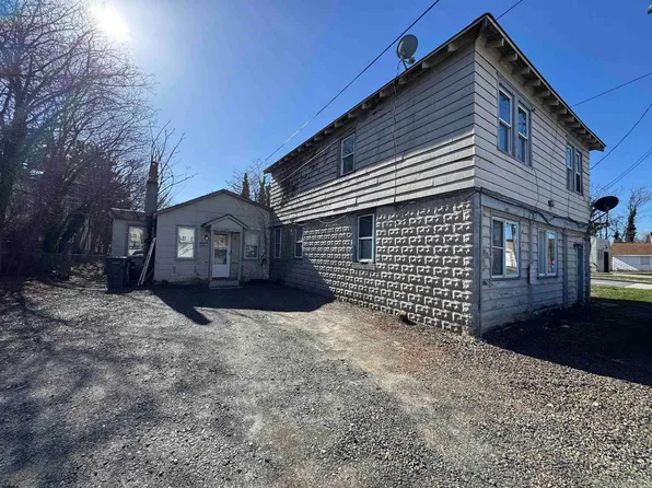 142 6th Ter, Egg Harbor City, NJ 08215
