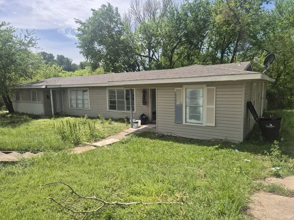 1 Pershing Dr #1, Denison, TX 75020