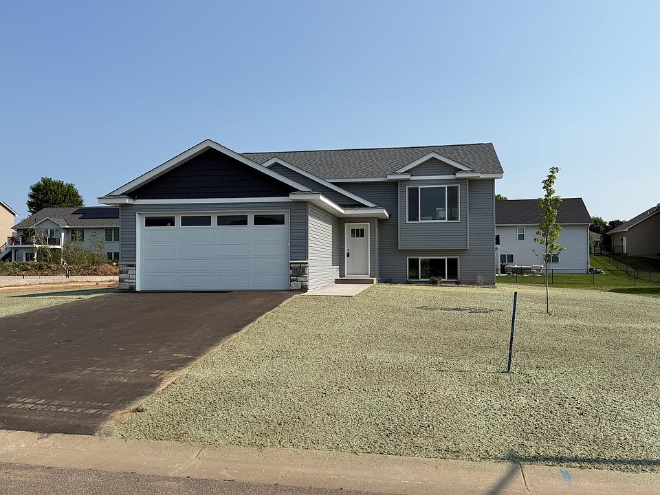 1st image of 1625 Squirrel Way