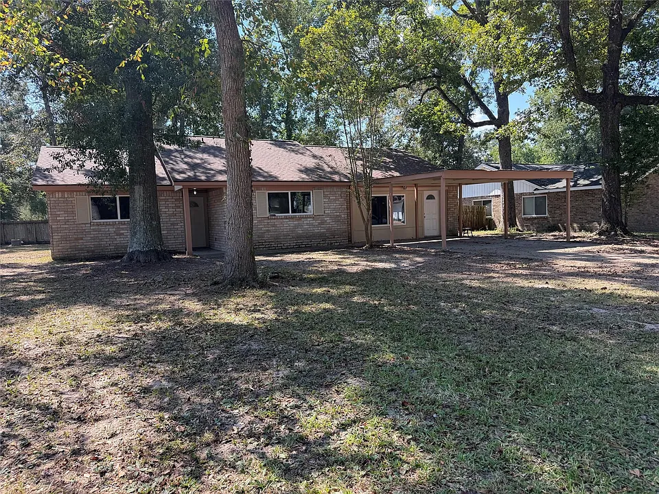 25388 White Oak Ln