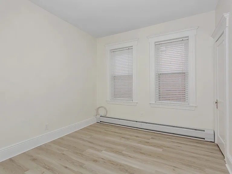 87 Paterson Ave #2 — Photo 22