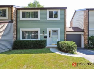 717 Lakeside Circle Dr, Wheeling, IL 60090
