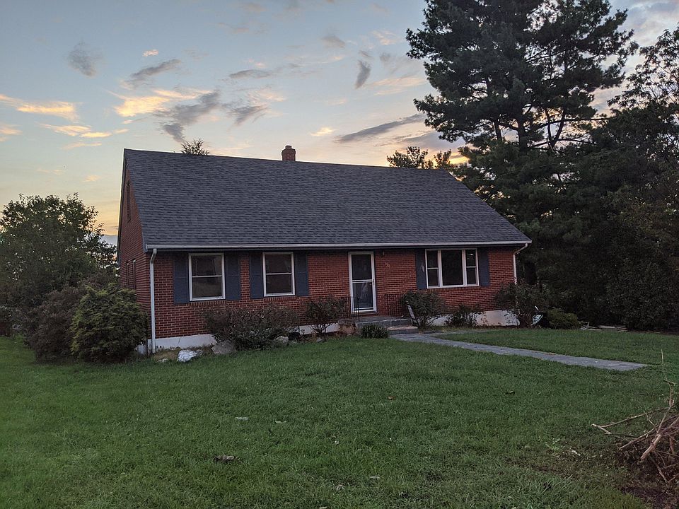 1st image of 1311 Duke Dr