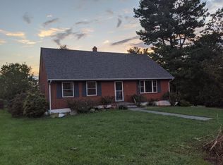 1311 Duke Dr, Vinton, VA 24179