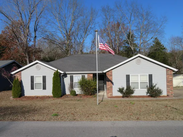 150 Holyoke Street, Hollister, MO 65672