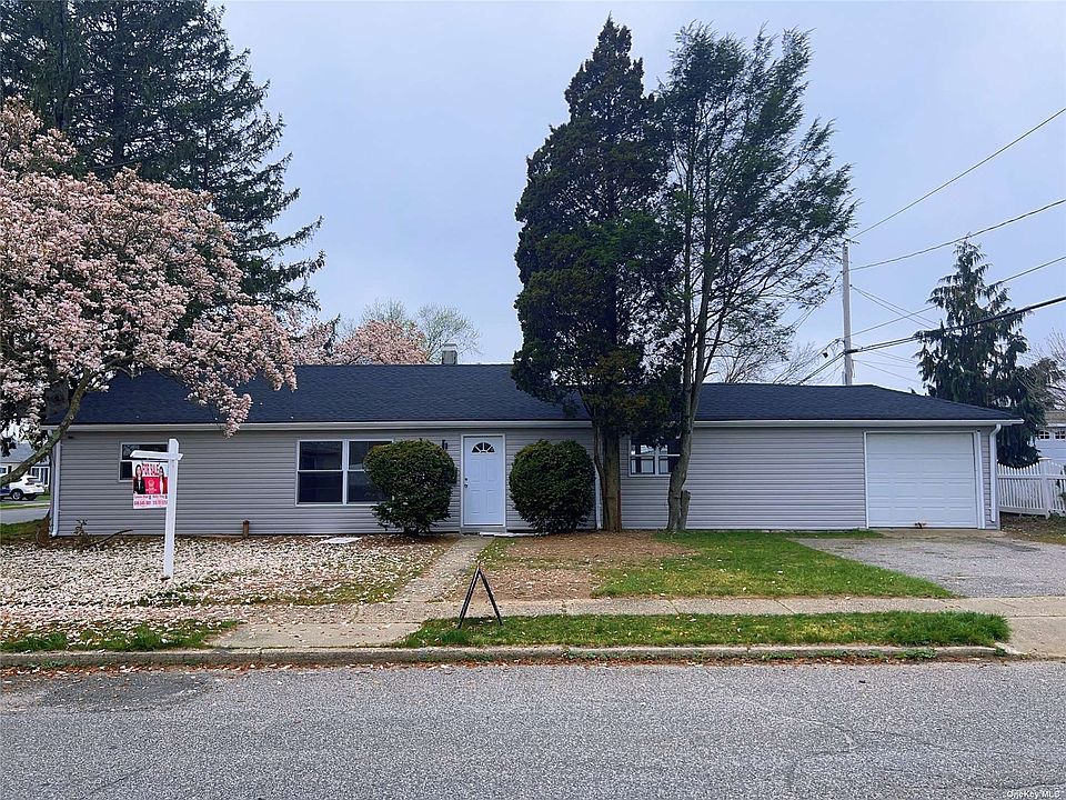 47 Plainedge Dr, Bethpage, NY 11714 MLS 3460254 Zillow