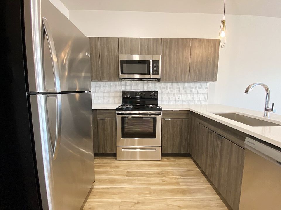 1st image of 1677 Midtown Pl #17619878