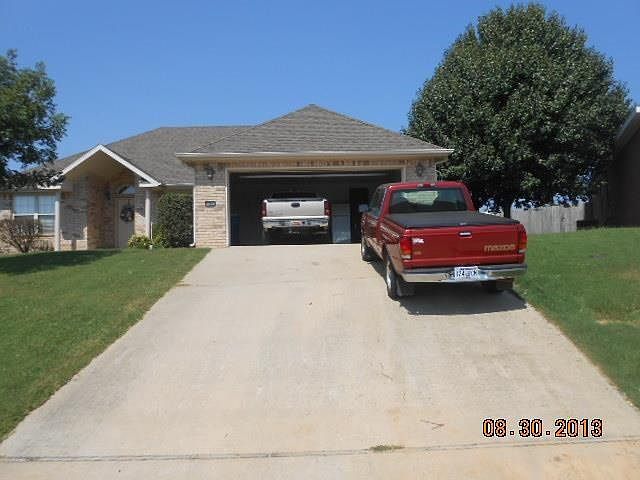 1st image of 702 Earls Ct