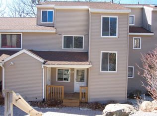 3305 Windermere Dr, Bushkill, PA 18324