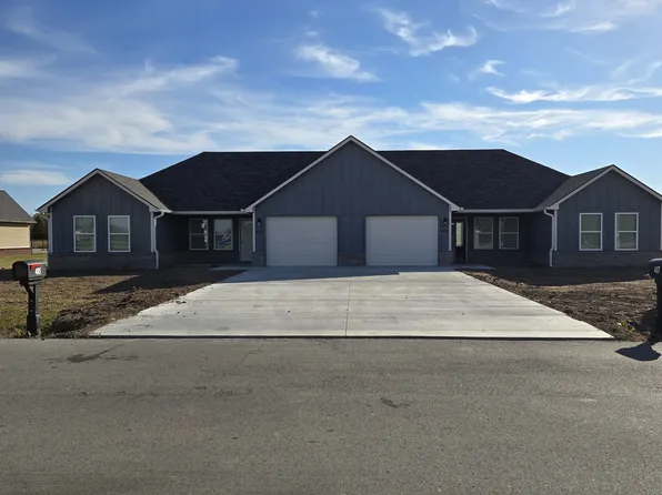 487 NW 5th St, Pryor, OK 74361