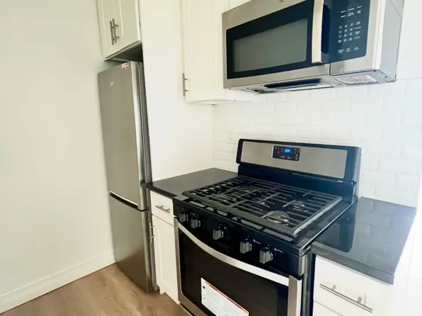 1670 Bell Blvd, Bayside, NY