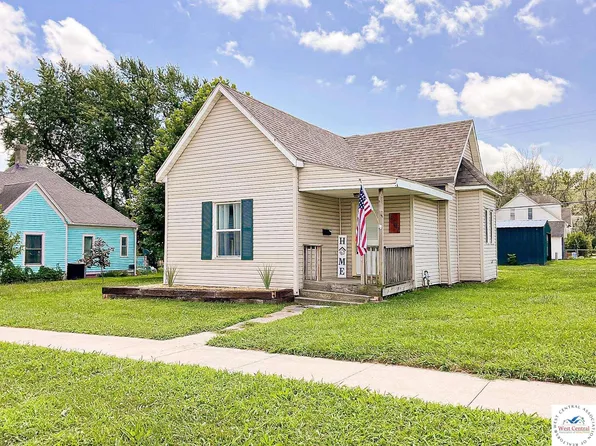 1302 E Broadway Blvd, Sedalia, MO 65301