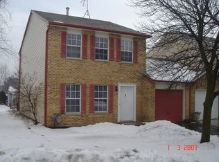 1420 Ash Ct, Carol Stream, IL 60188