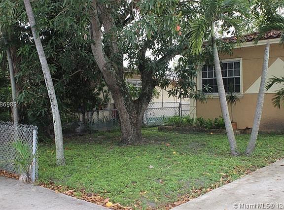 3rd image of 13370 NE 9th Ave