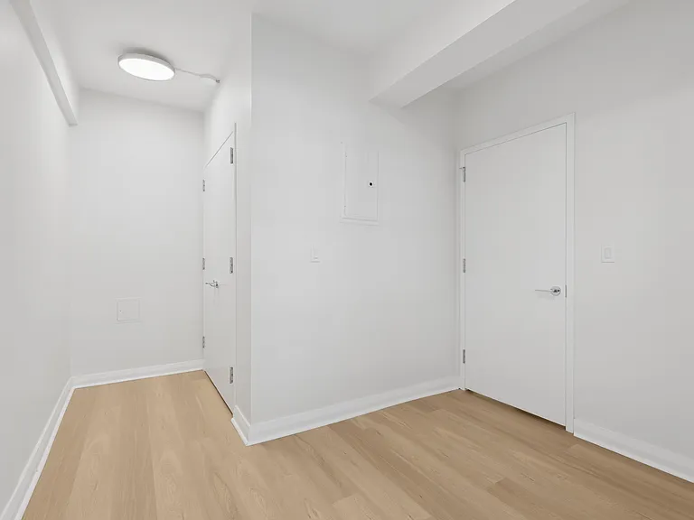 85 E End Ave #1C — Photo 11