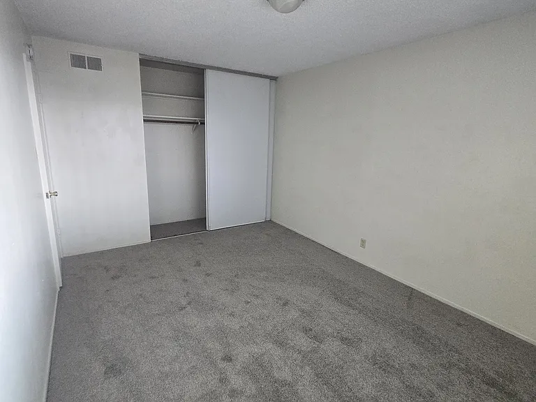 255 MacArthur Boulevard — Photo 89