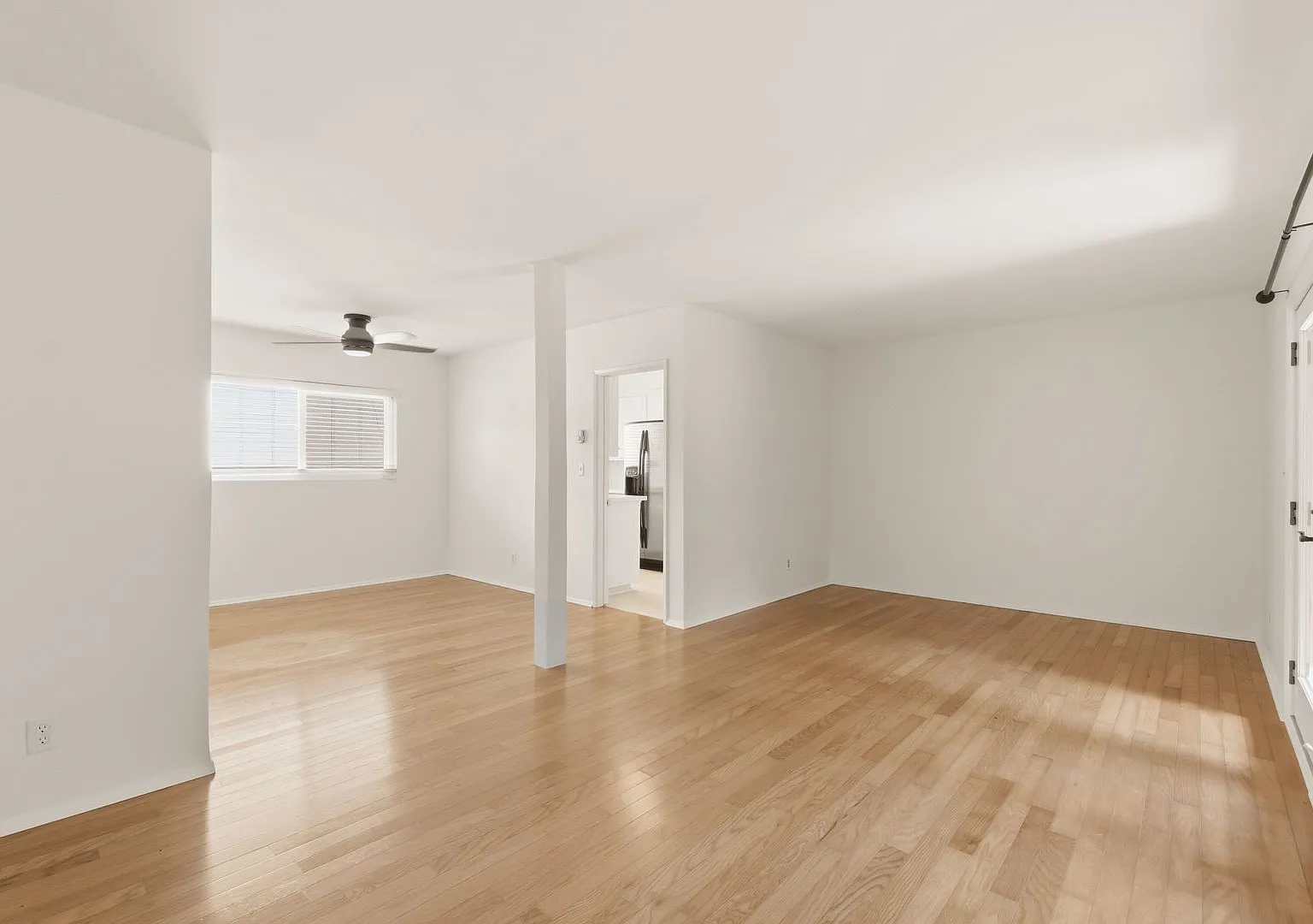 176 McKnight Dr. | Palms Apartments — Photo 4