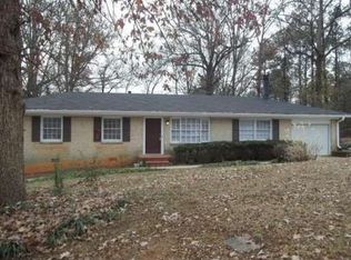 5932 Kay Dr, Norcross, GA 30093