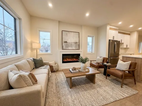 9416 156th St NW, Edmonton, AB