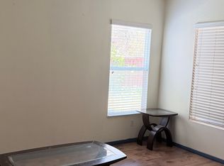 1629 Parkplace Ln, Riverside, CA 92501