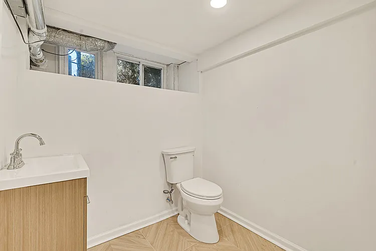 1001 Norwood Ave #2 — Photo 10