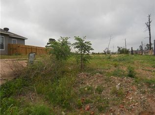 143 Mauna Kea Ln, Bastrop, TX 78602