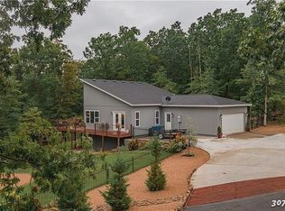 1 Aldershot Cir, Bella Vista, AR 72714