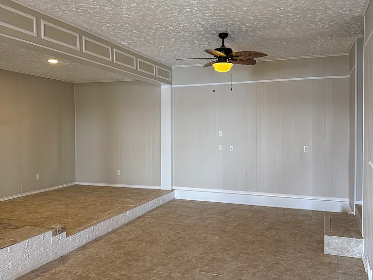 8510 Ames Rd — Photo 6
