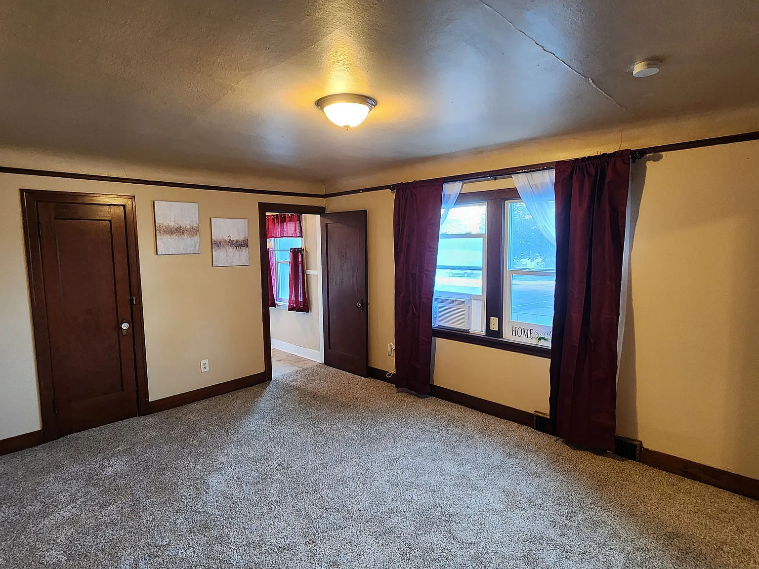 1 bed, 700 sqft, $895 — Photo 3