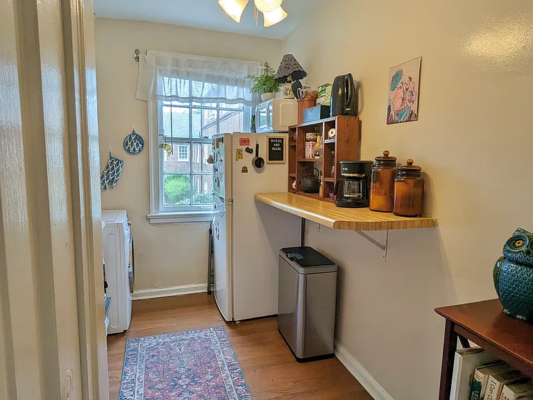 2851 Thornhill Rd #111B — Photo 4