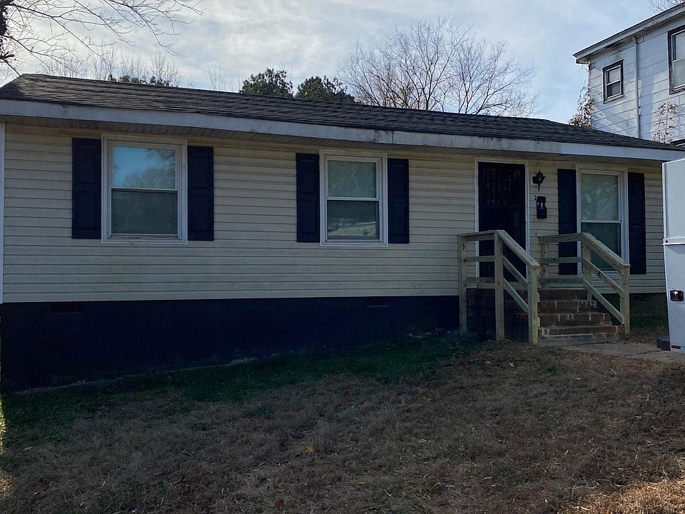 1st image of 2216 Warwick Ave