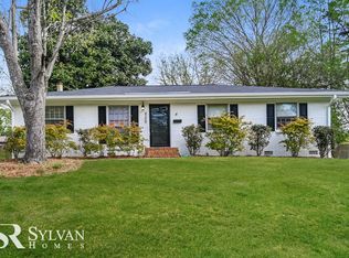 4309 Dowling Dr, Charlotte, NC 28205